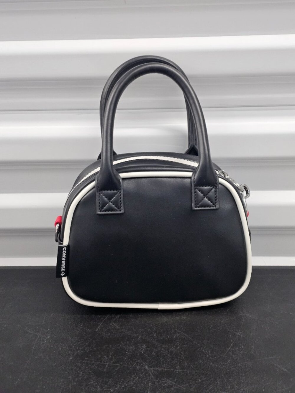 Converse Vintage Mini HandBag - Black - Picture 3 of 6